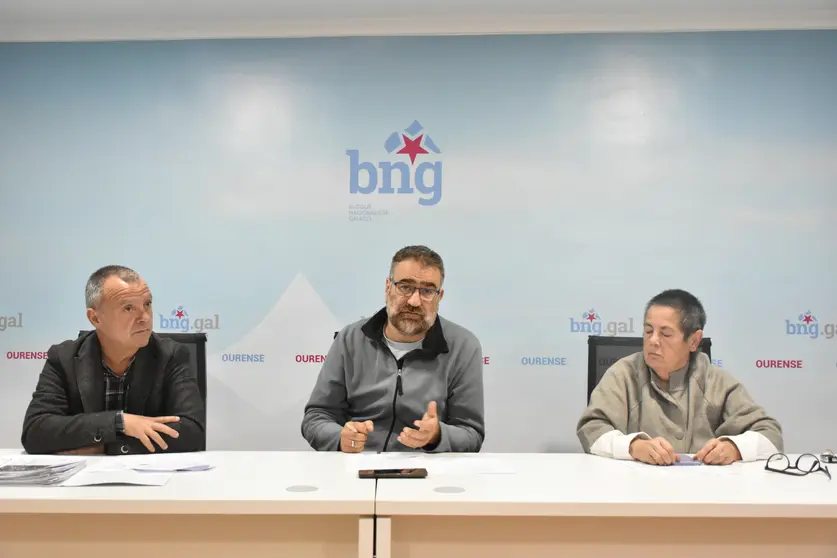 Xose Manuel Puga, Bernardo Varela, Mar&iacute;a Mangana