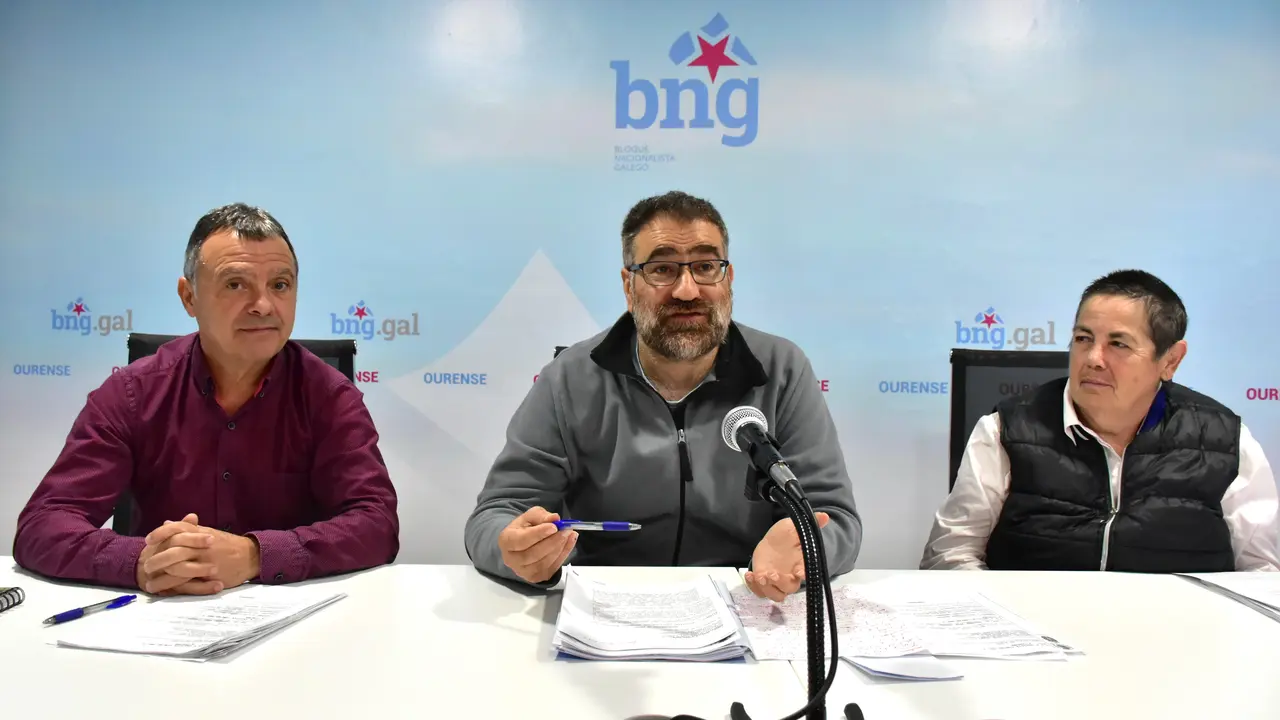 Xose Manuel Puga, Bernardo Varela, Mar&iacute;a Mangana