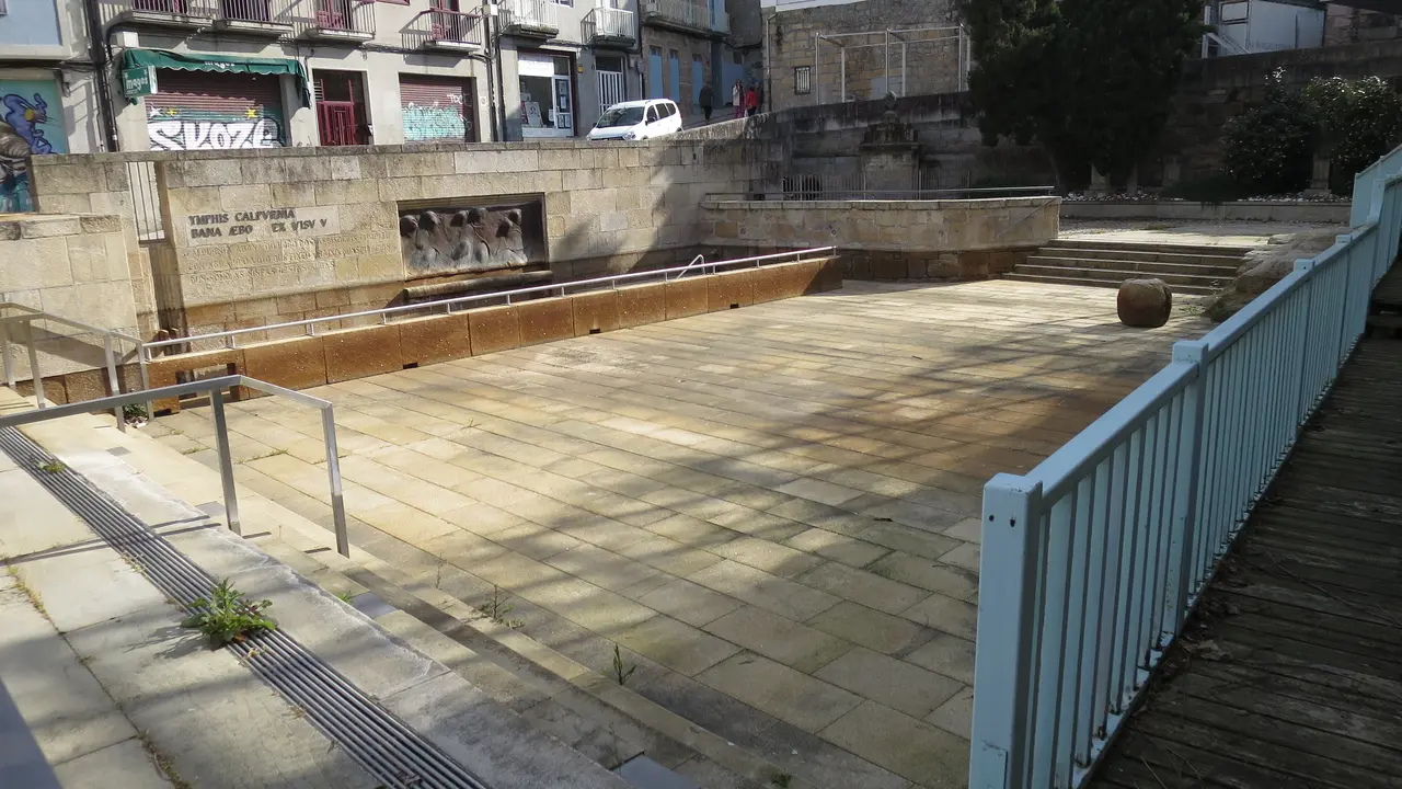 Piscina termal das Burgas pechada desde hai 5 anos