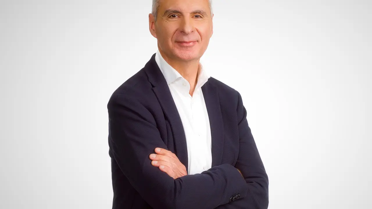LU&Iacute;S SEARA FERN&Aacute;NDEZ