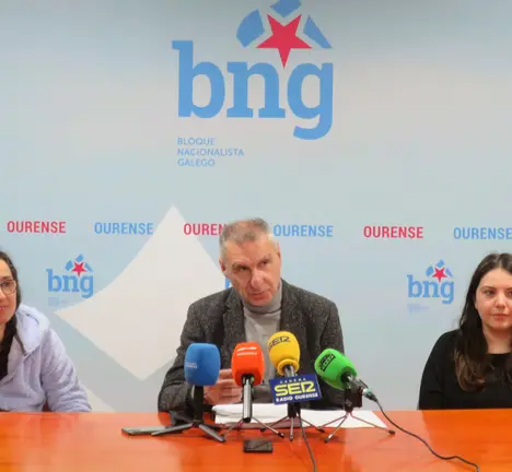 Rhut Reza, Lu&iacute;s Seara e Erea Blanco en rolda de prensa