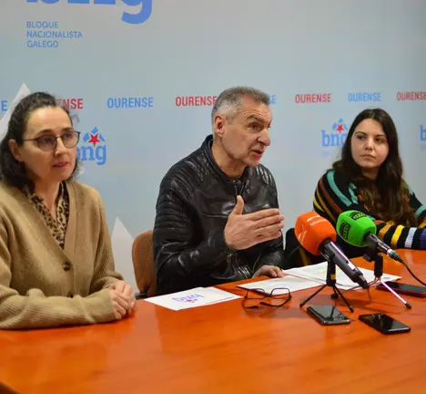 Rhut Reza, lu&iacute;s Seara e Erea Blanco en rolda de prensa