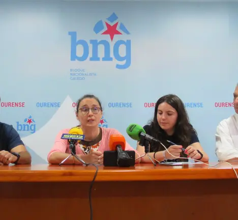 O Grupo municipal do BNG nunha rolda de prensa