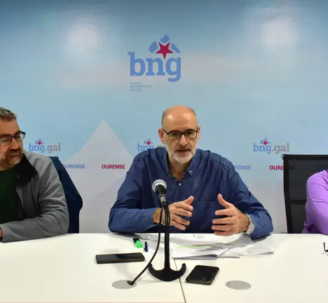 Bernardo Varela, Secundino Fern&aacute;ndez, Mar&iacute;a Mangana