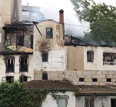 Casa de Ba&ntilde;os de Outeiro tralo lume