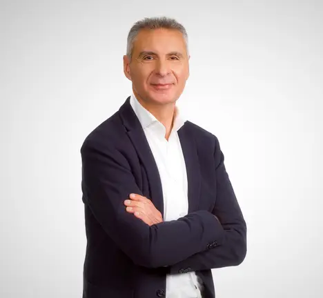 LU&Iacute;S SEARA FERN&Aacute;NDEZ